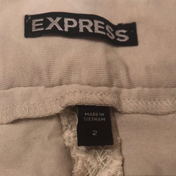 EUC Express lace high rise shorts - Picture 4 of 4